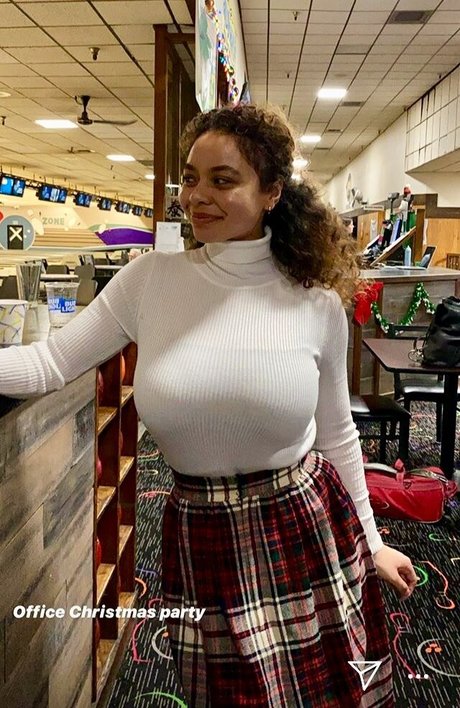 Crystal Westbrooks free model img