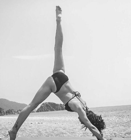 Asra Tin top actress pictures