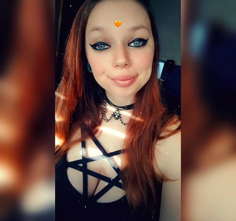 Gabby Swears sexy model photos