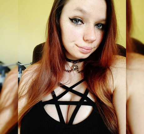 Gabby Swears model exclusive photos