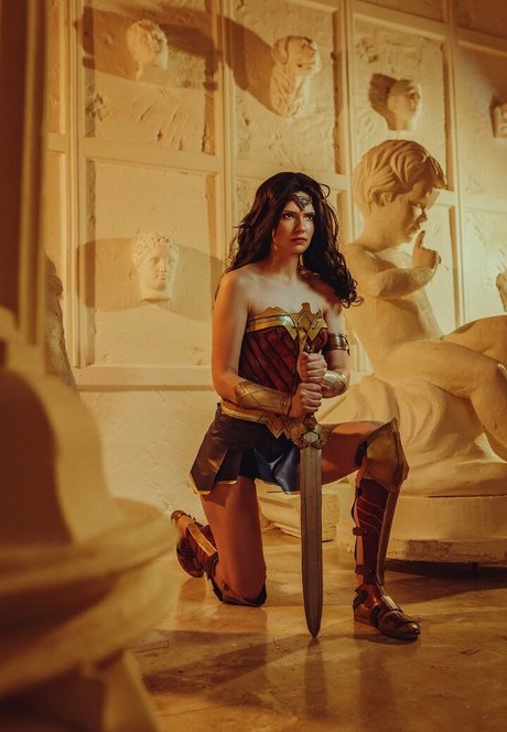 Miroslava Ladovir star pretty gallery