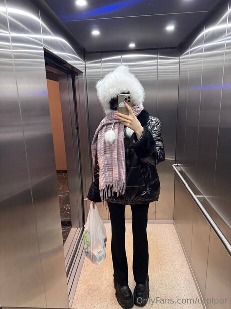 urplpur pornstar high quality img