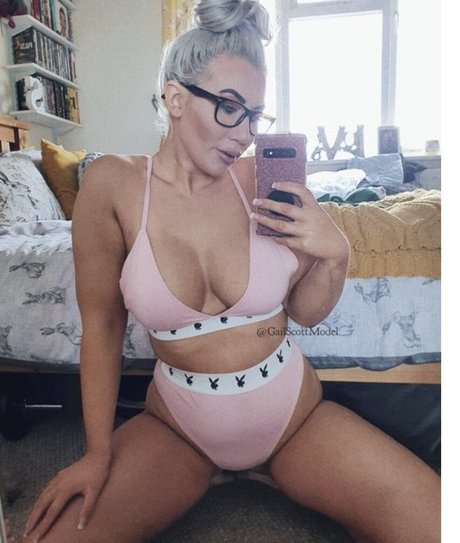 Gail Scott pretty actress archive