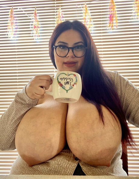 Cremita model sexy picture