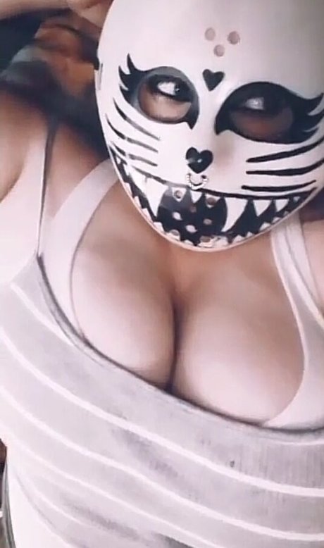 Kitty Quartz model gallery