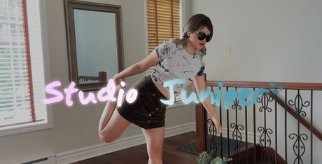 Studio Juniper star hot pic