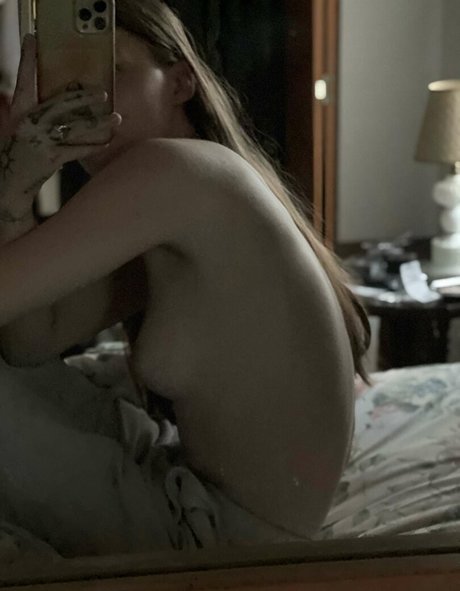 Ethel Cain hot pornstar picture