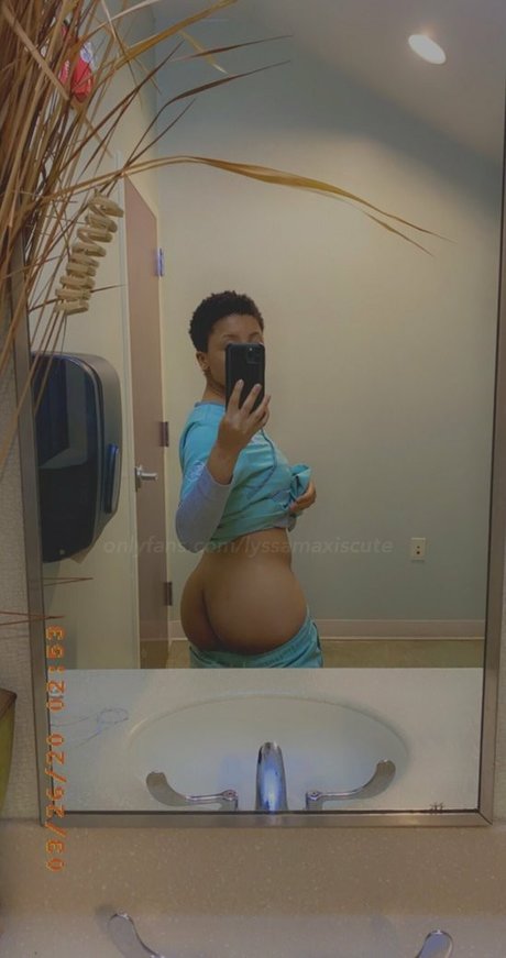 Alyssa Maxwell nice actress gallery