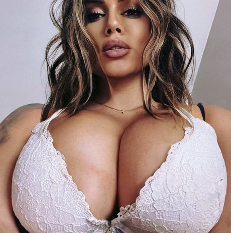 Laragarcia168 art actress picture