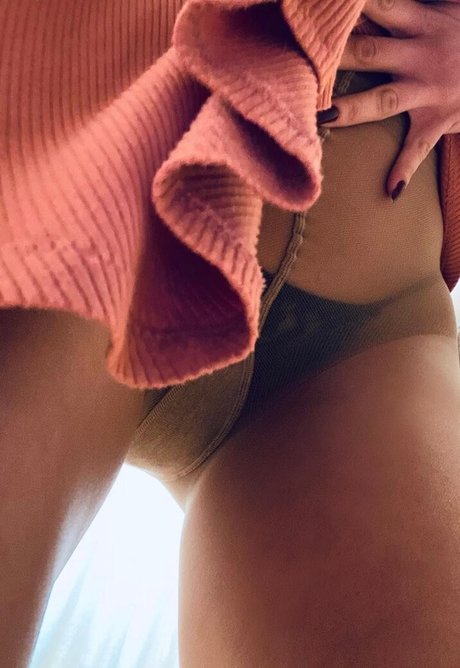 sinyshka star naked photo