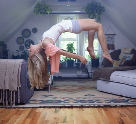 Gabby C Thomas model hot pictures