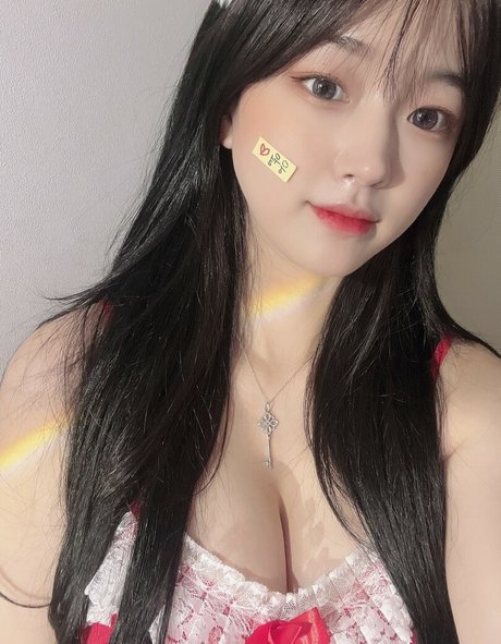 Moonwol0614 beautiful pornstar gallery