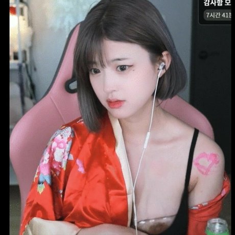 Moonwol0614 sex actress pics