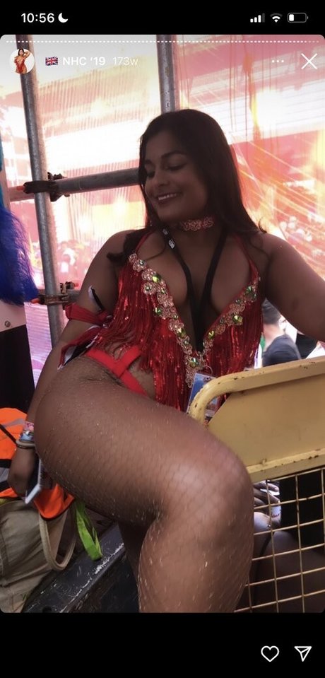 Kasara SweetKK pornstar nude gallery