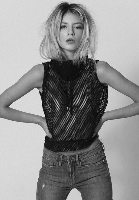 Jaqueline Kravtchenko nude pornstar galleries