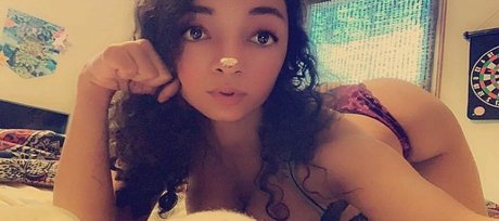 Kelsey Griffin hd actress galleries