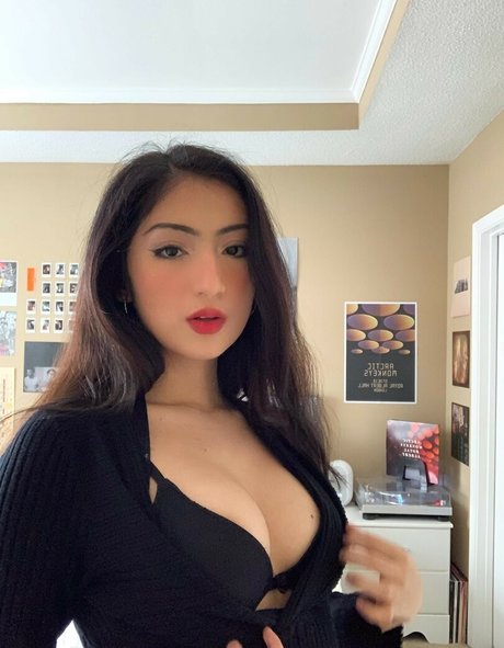 Groupicum star hot pictures