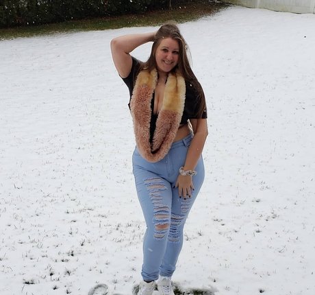 Caityy Cakesss naked pornstar photo