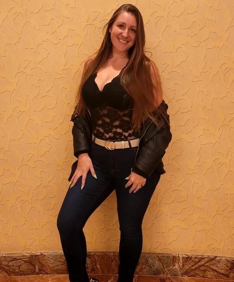 Caityy Cakesss beautiful pornstar pic