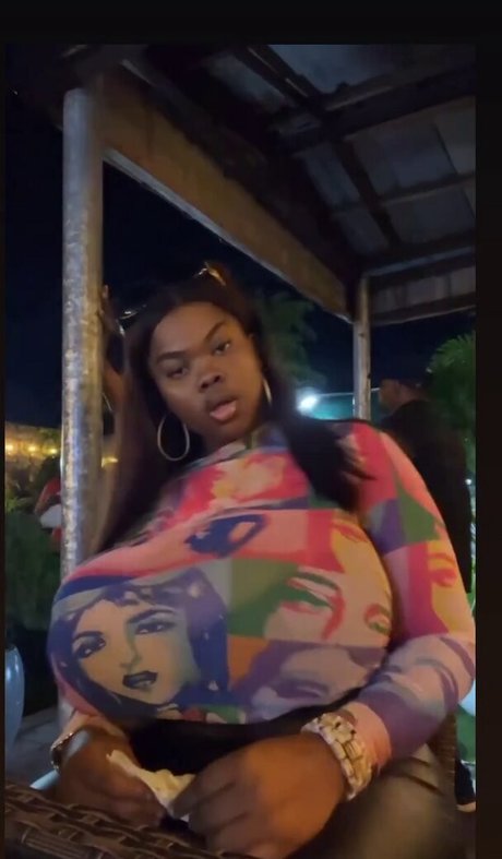 Chioma lovv xxx model img