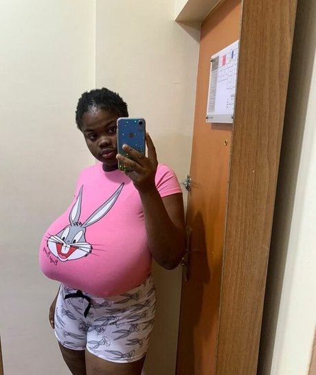 Chioma lovv erotic actress gallery