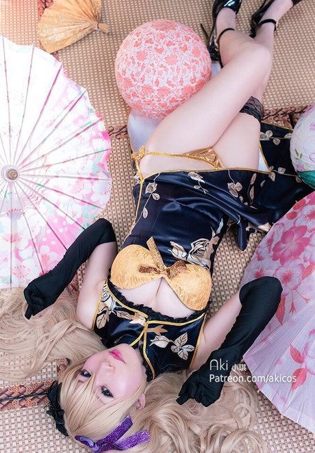 Akicoser naked pornstar pictures