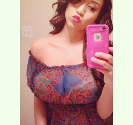 Alexandra Nicole model nude photo