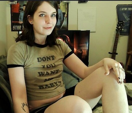 warmfreshpaint xxx actress photos