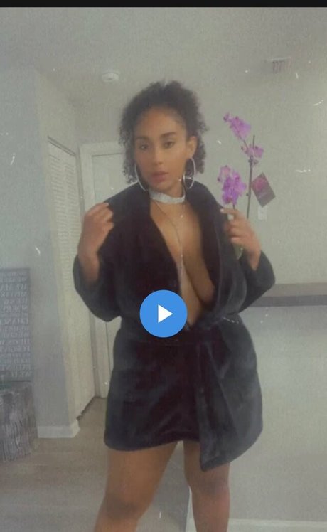 Suly exclusive pornstar images