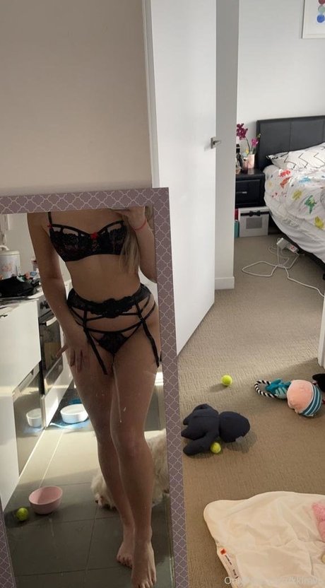 kkimvu sexy model photos