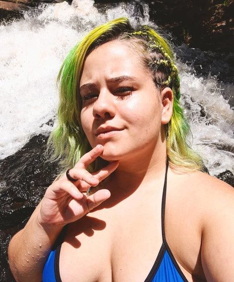 Karol Lannes naked model archive