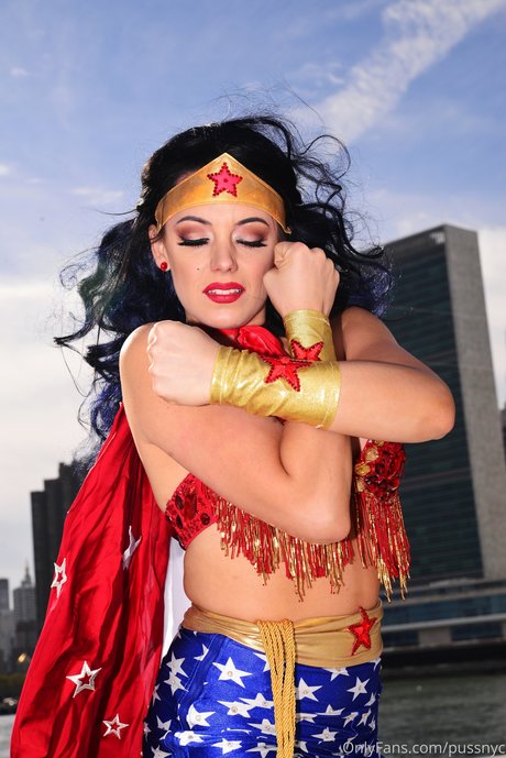 PussNYC adult actress galleries