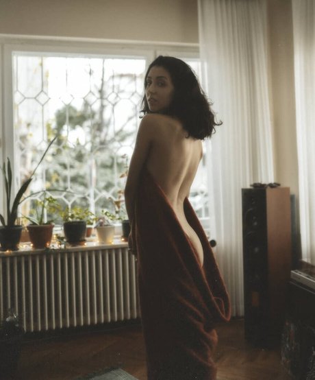 _naissance star high quality photos