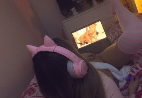 Myropesbunny porn actress galleries