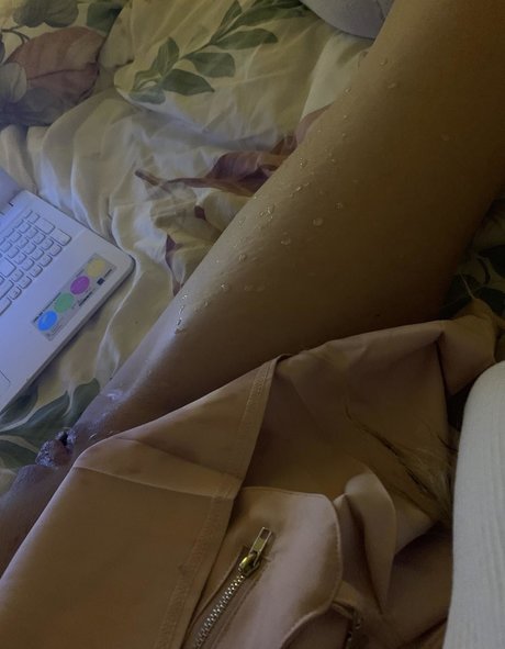 Myropesbunny porn model photos