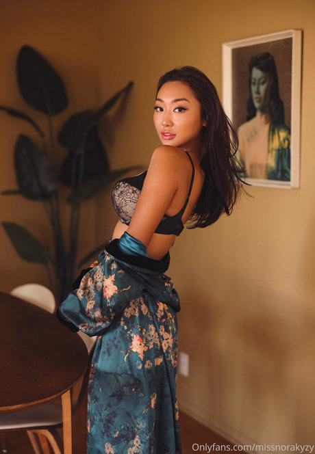 Nora Kyzy pornstar nudes pictures