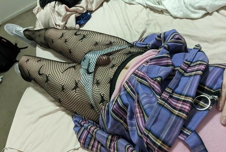 NeonRosa nice actress image