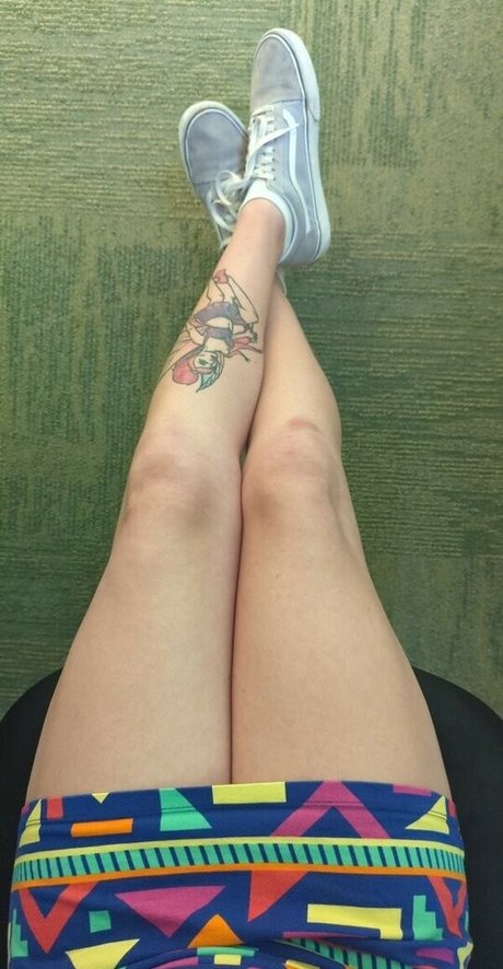 NeonRosa model sex photos