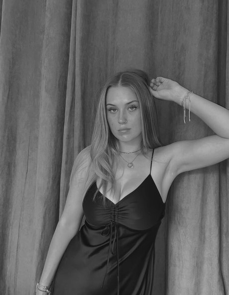 Madisun Sullivan star top pic