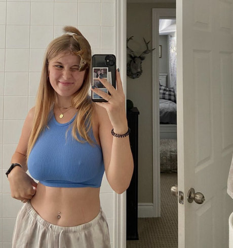 Madisun Sullivan star nudes archive