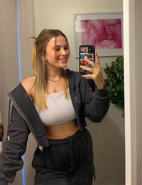 Madisun Sullivan porn star pictures