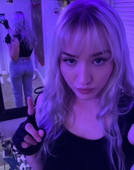 Earthgurly pornstar perfect image