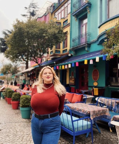 Julia Chegodar model pornographic image