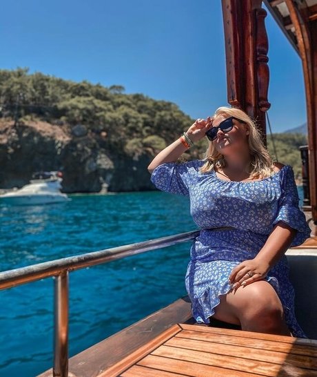 Julia Chegodar pornstar naked pic