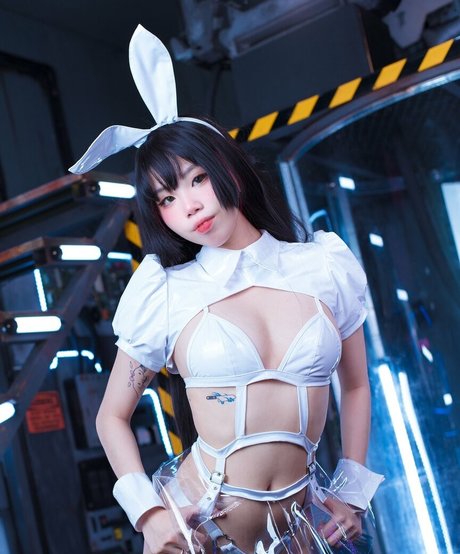 holo saxual adult actress galleries