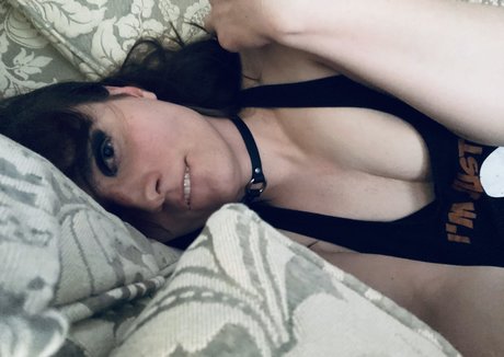 Ava Shade erotic star archive