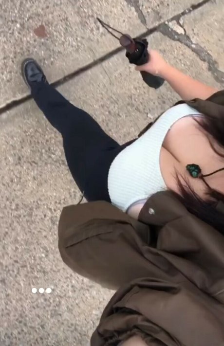 thespicysalmon model pretty photo