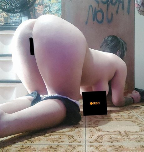 Lara Lepvs pornstar nice pics