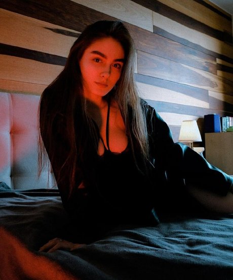 Diana Elias adult star pictures