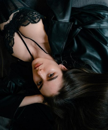 Diana Elias nice model image